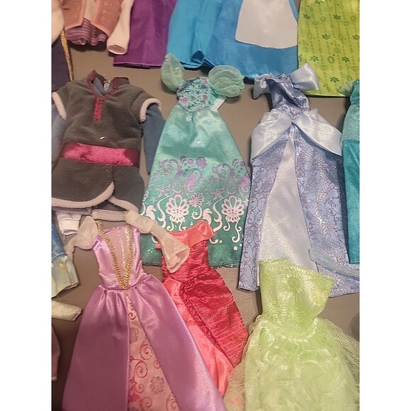 Disney Prince & Princess Doll Clothes Lot Ariel Frozen Cinderella etc Outfits - Picture 8 of 16